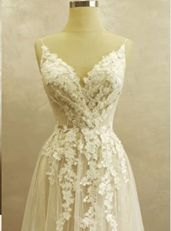 Perla Moda Evi 6 V Yaka Düz Kesim Göğüs Dekolteli Gelinlik