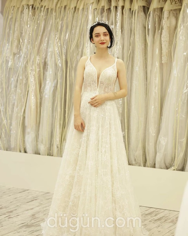 perla moda evi gelinlik istanbul