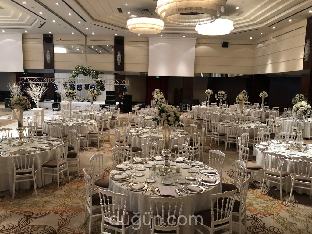 She Wedding & Events