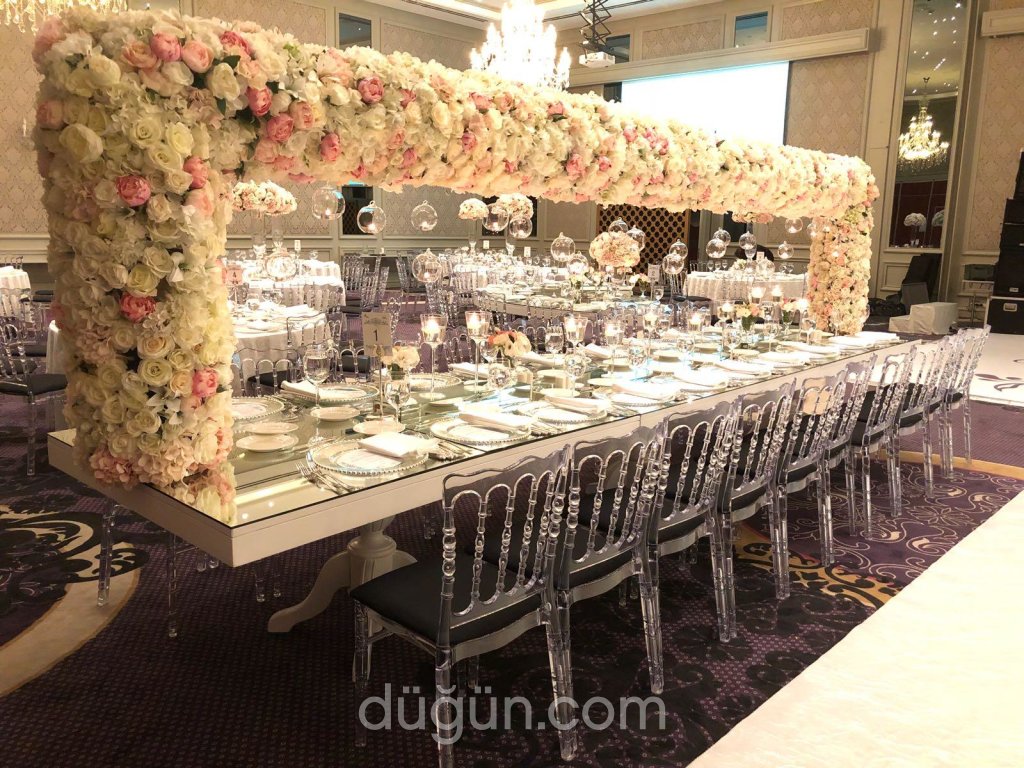 Masa Üstü Süsleri