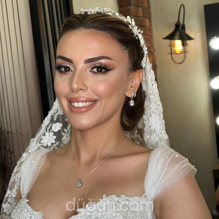 Esmeray Güzellik Salonu