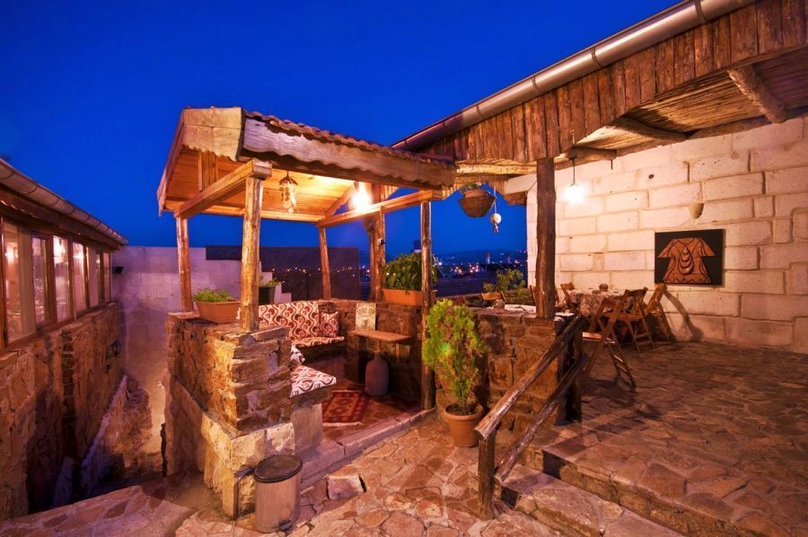 Adanos Konuk Evi