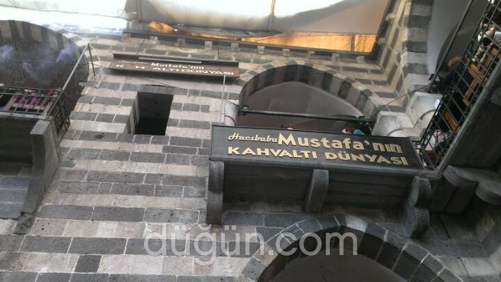 Mustafa'nın Dünyası