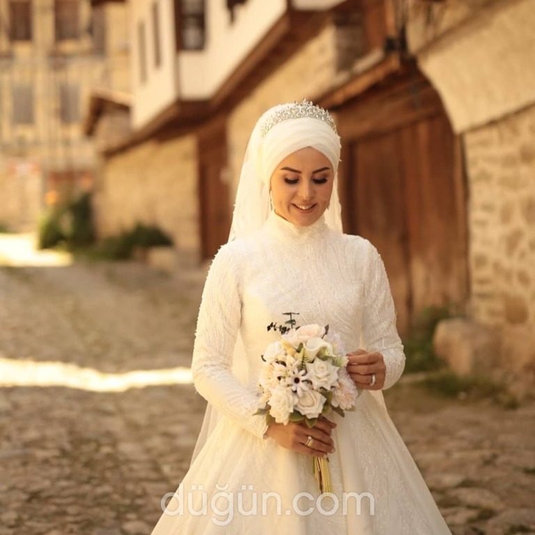 Nesrin Akça Gelinlik