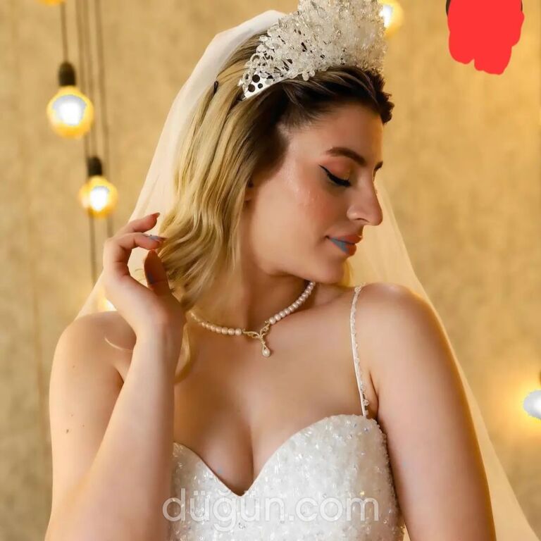 Nesrin Akça Gelinlik