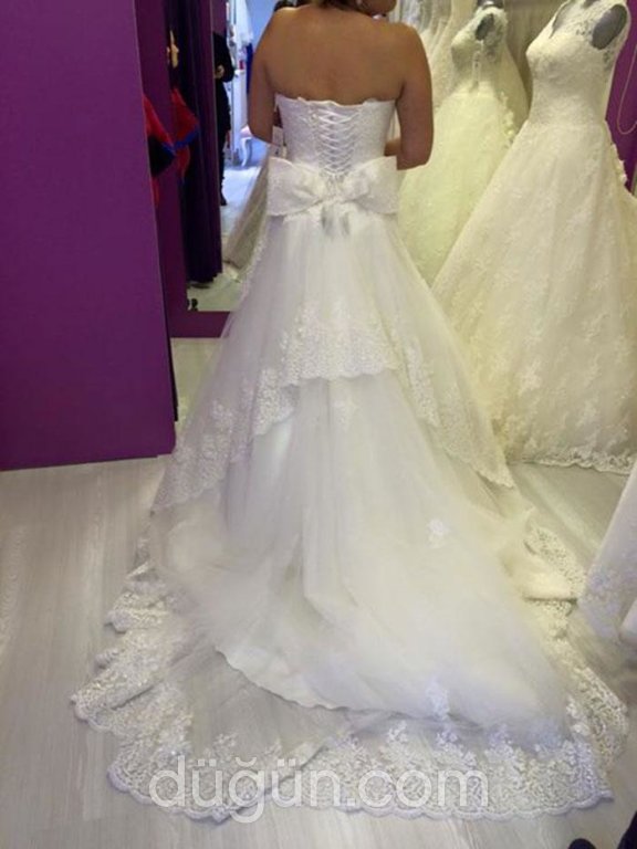 Güliz Veziroğlu By Wedding