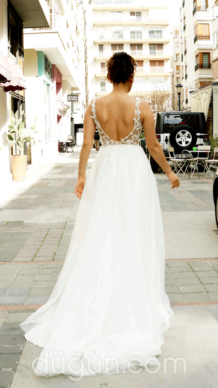 Nayla Sposa