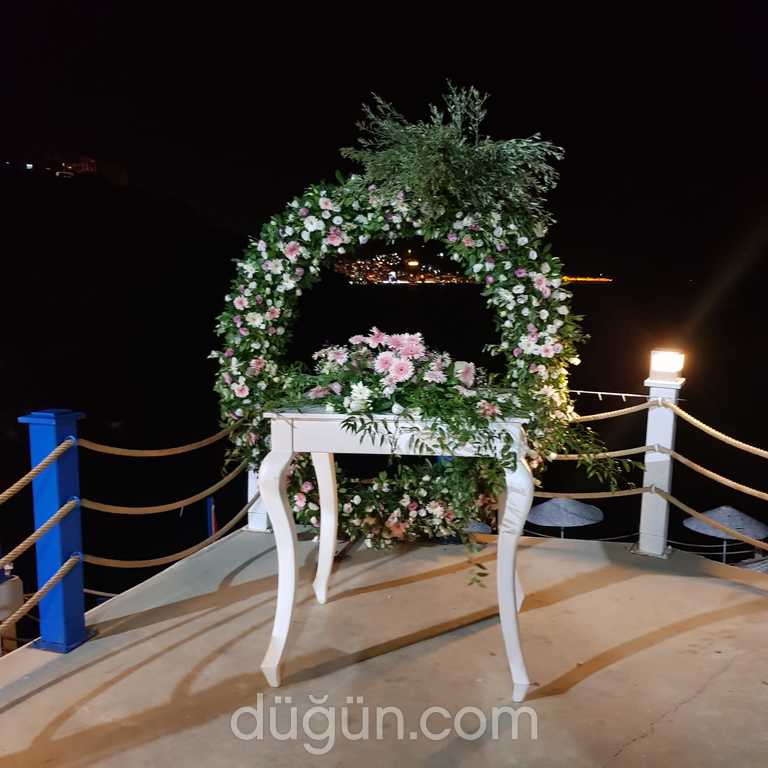 Ertan Çiçekçilik & Organizasyon