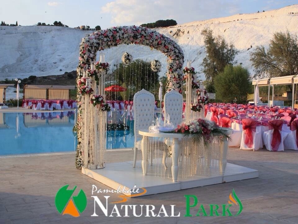 Pamukkale Natural Park Kır Düğün Salonu