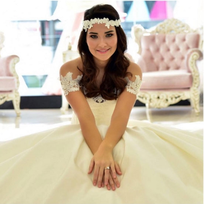 Özge Cerrahoğlu Makeup Artist