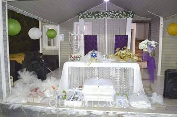 Rose Garden Kır Bahçesi