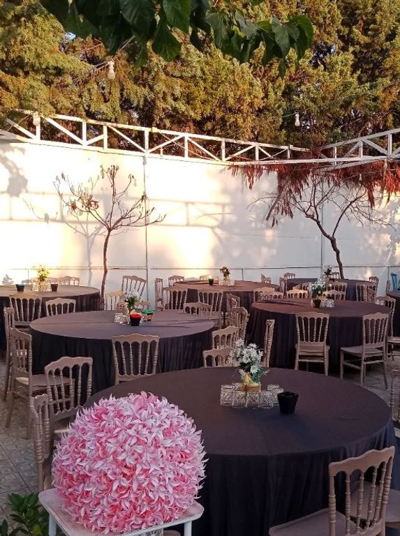 Rose Garden Kır Bahçesi