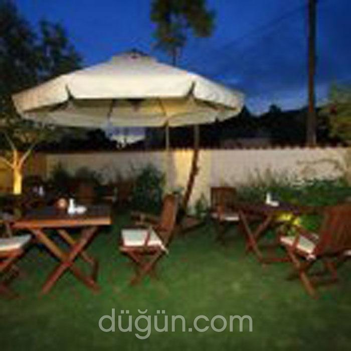 Mina Otel by Adda Alaçatı