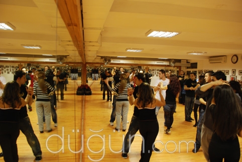 Aytunç Bentürk Dance Academy