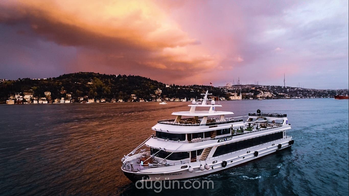 Beyaz Martı Davet Gemisi