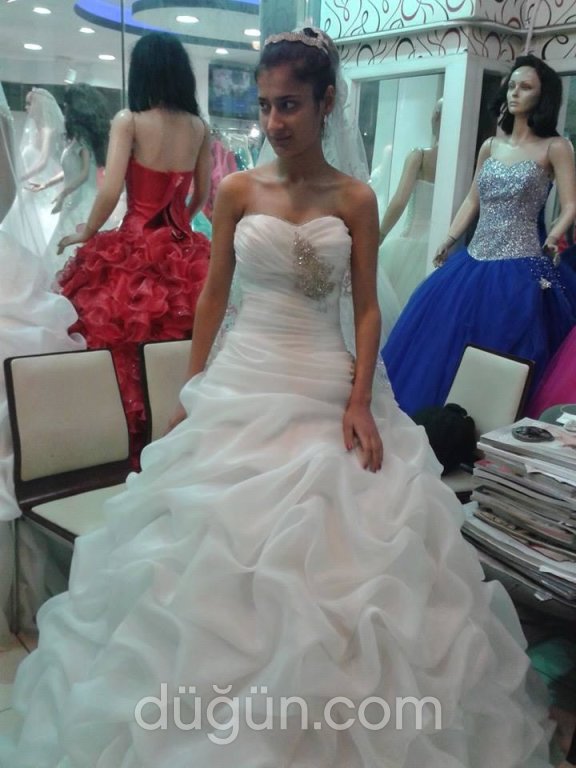 Dilara Moda Evi Gelinlik Adana