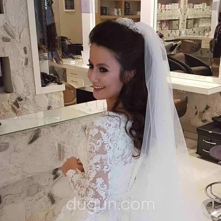 Meg Kuaför Gülizar Boyacı