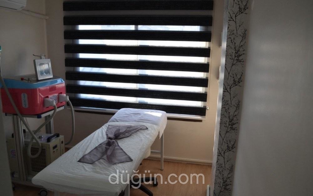 Yağmur Saç Tasarım ve Güzellik Salonu