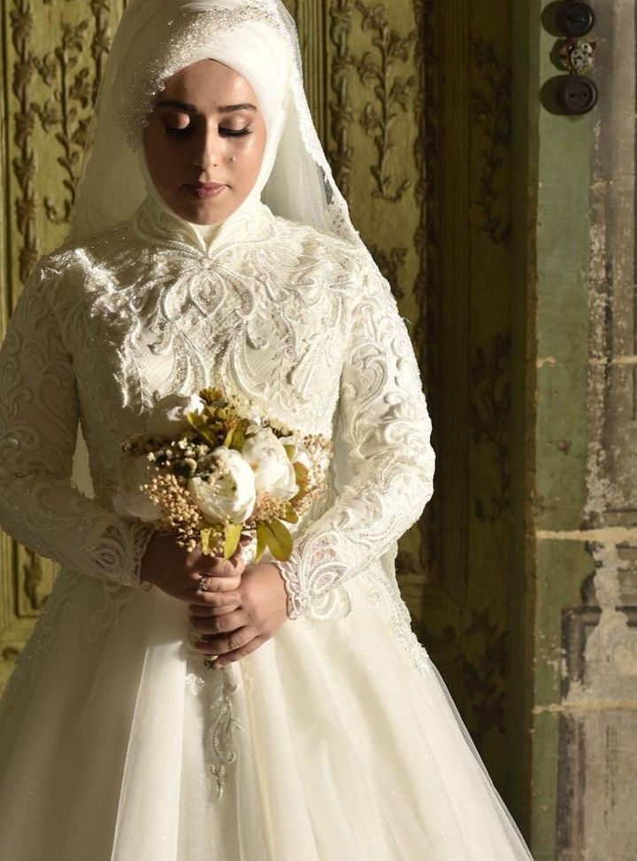 NNS 58 Prenses Kesim Tesettür Hakim Yaka Gelinlik