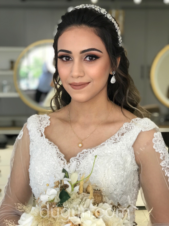 Kuaför Mustafa Akçınar