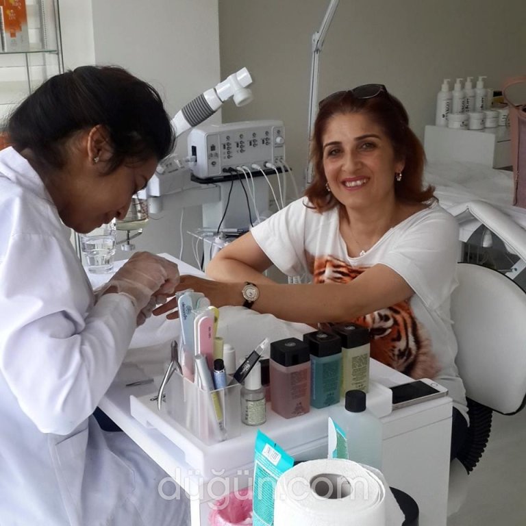 Arya Güzellik Merkezi