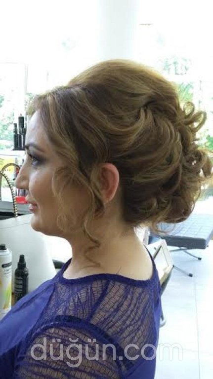 Halil Özkan Kuaför Salonu