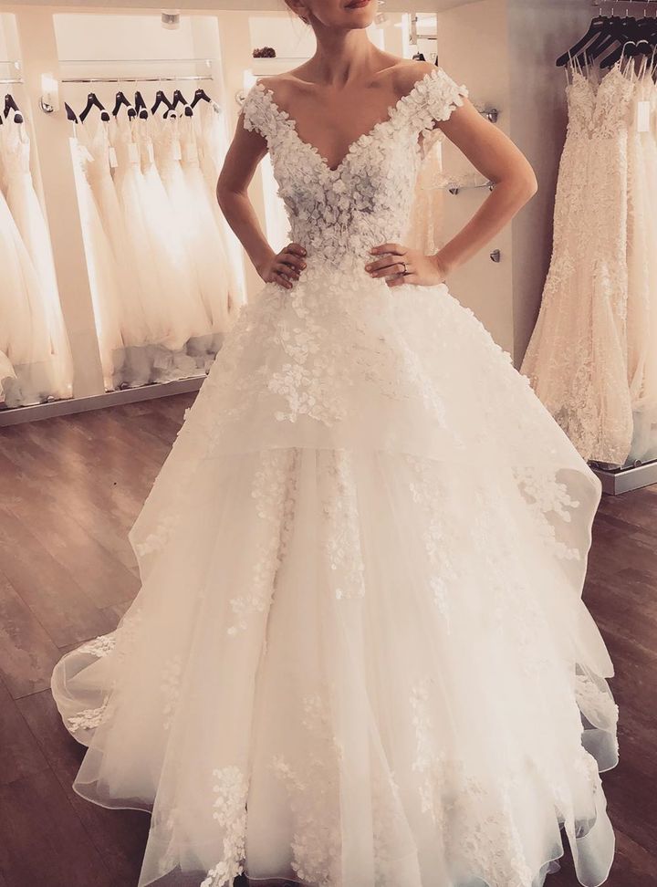 Weddies 3 Prenses Kesim Sırt Dekolteli V Yaka Gelinlik