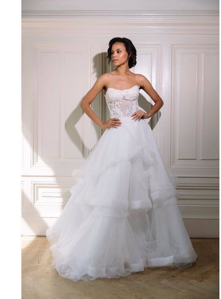 OZS 49 A Kesim Straplez Romantik Gelinlik