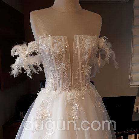 HKW 12 A Kesim Straplez Göğüs Dekolteli Gelinlik 3