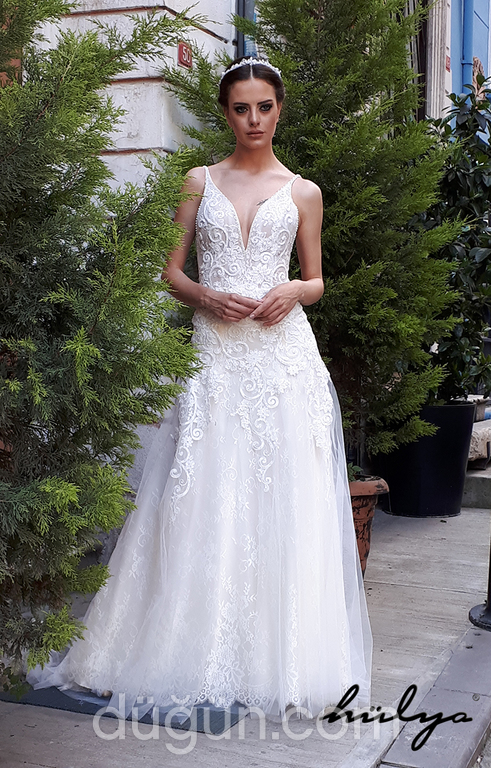 Valeria  Sırt Dekolteli V Yaka Düz Kesim Gelinlik 4