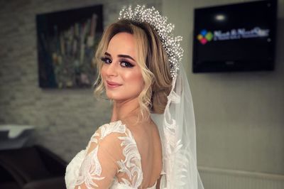 Ece Kaytan Wedding House