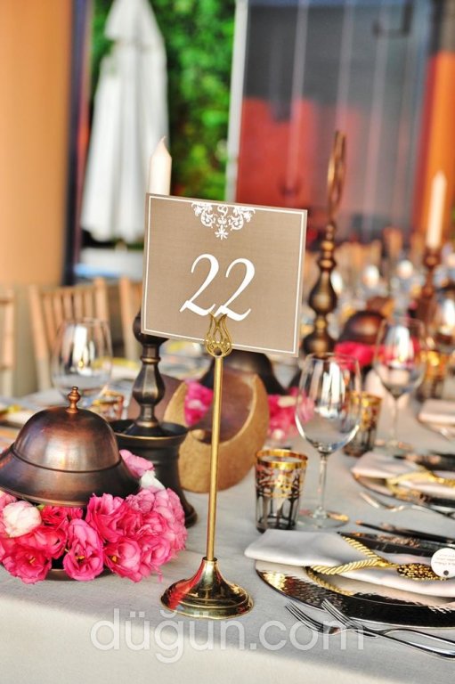 Boutique Events & Flowers