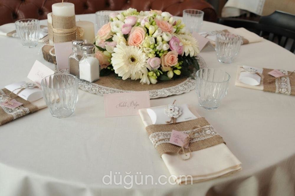 Boutique Events & Flowers