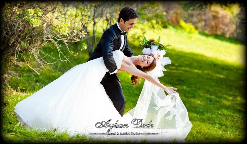 Aykan Dede Dans