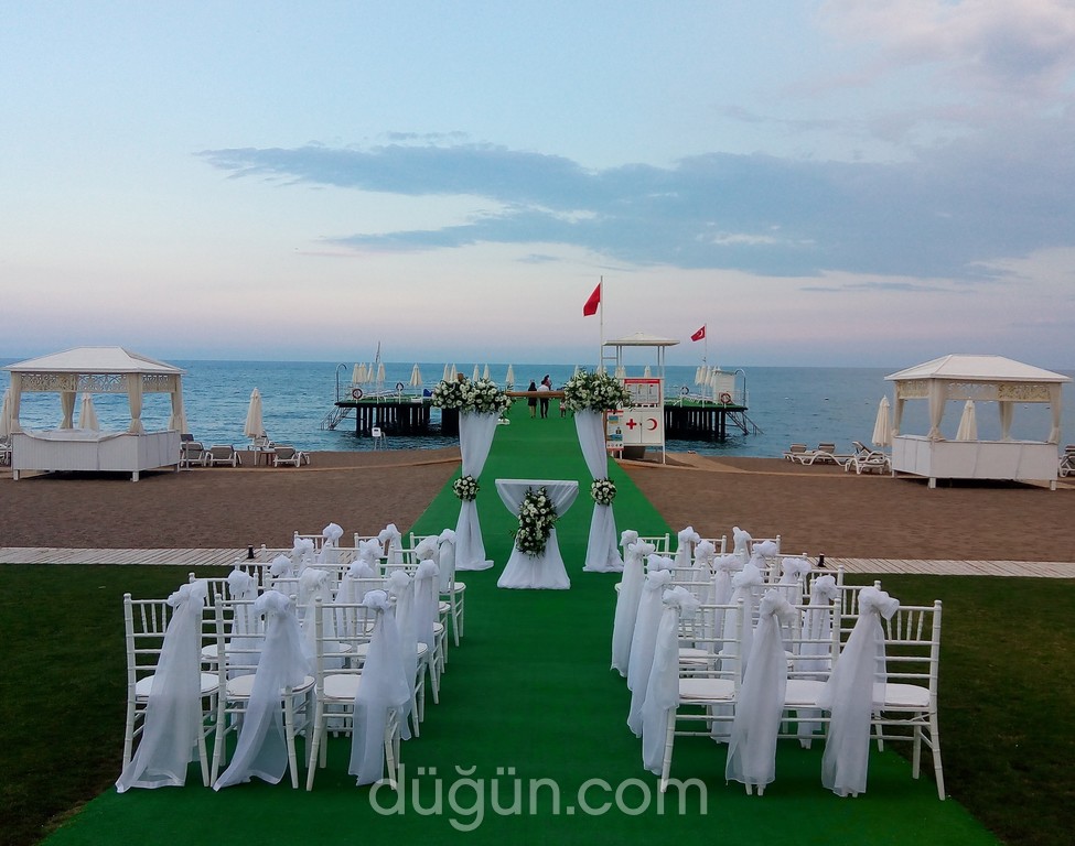 Miracle Resort Hotel