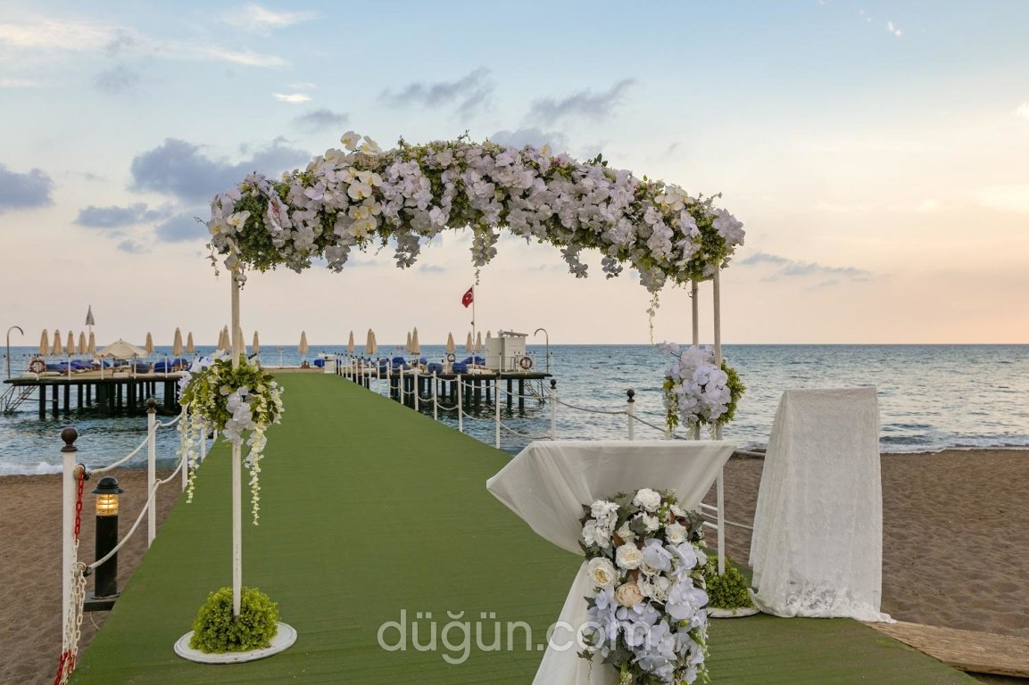 Miracle Resort Hotel