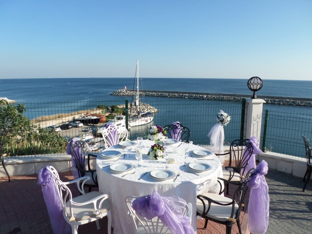 Güzelce Terrace Marine