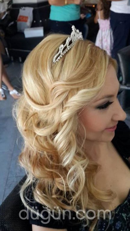 Flora Kuaför & Güzellik Salonu