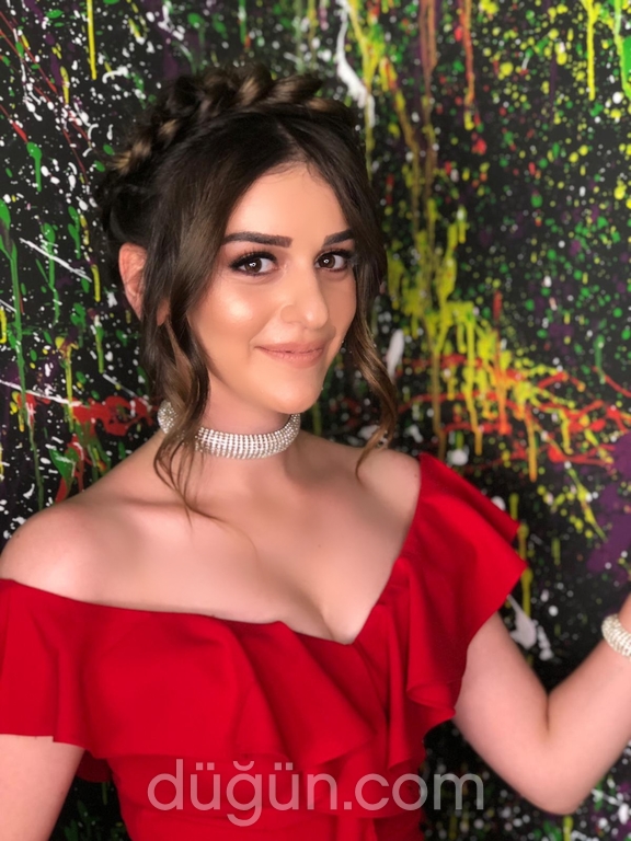 Örgü Taçlı Nişan Saçı