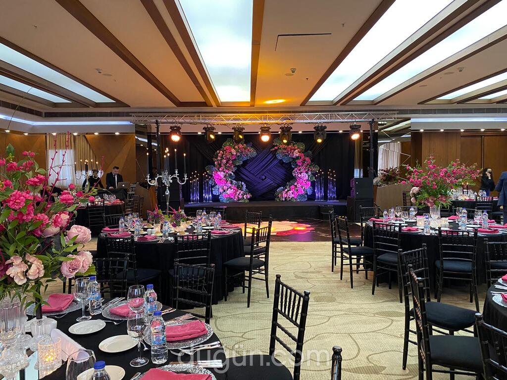 Crowne Plaza İstanbul Harbiye