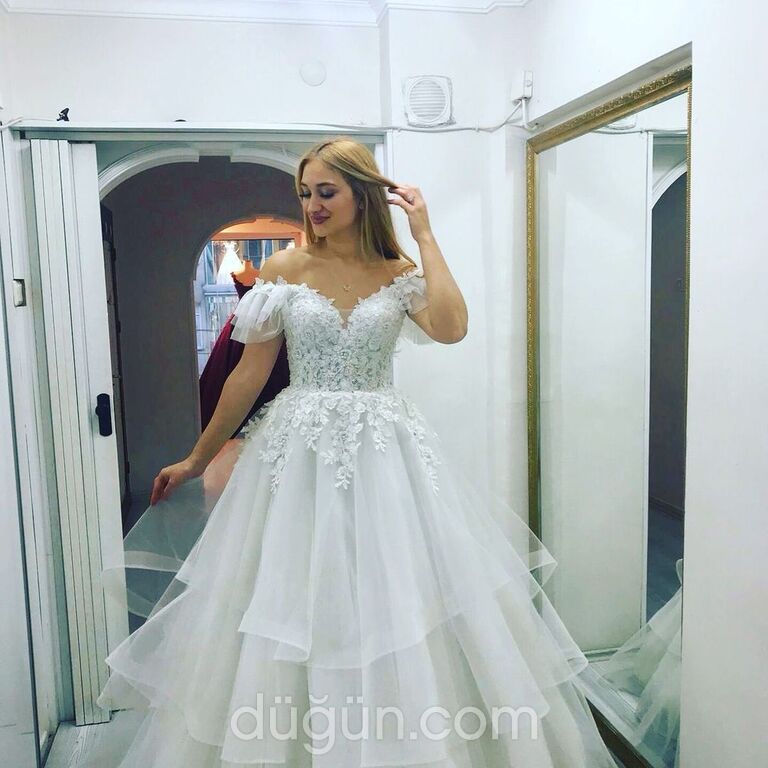 ERM 16 Prenses Kesim Düşük Omuz Göğüs Dekolteli Gelinlik 1