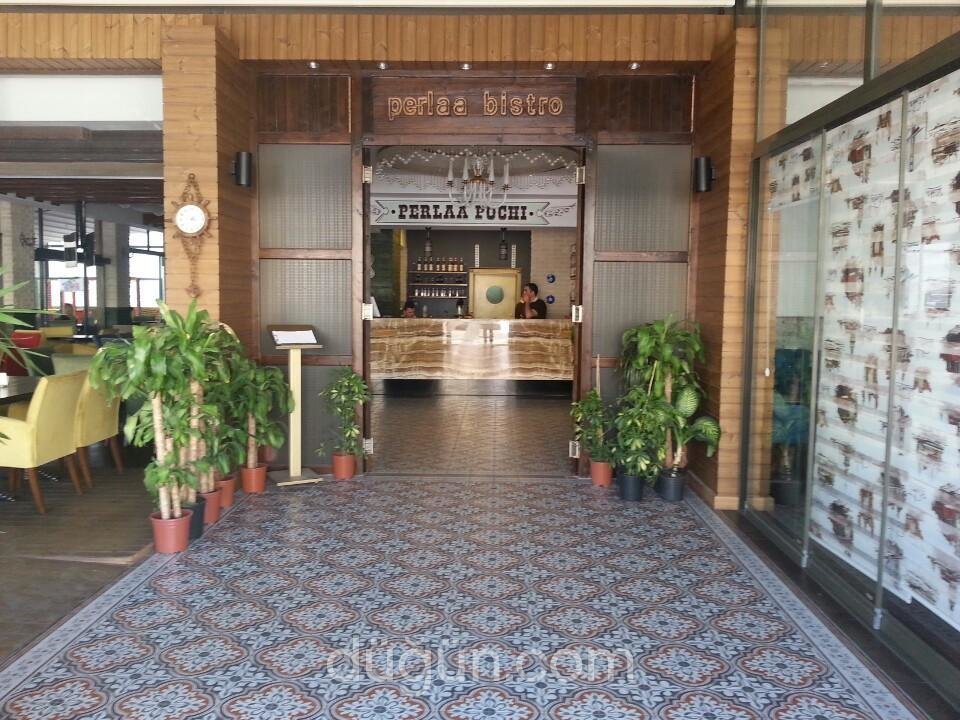 Perlaa Cafe Bistro