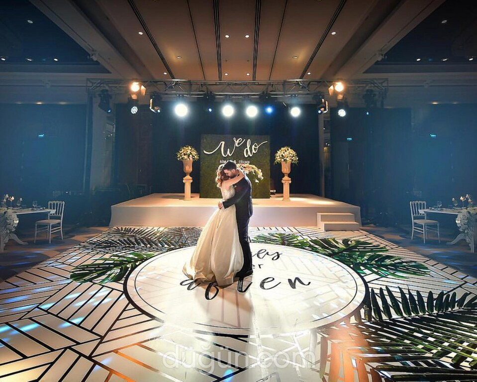 Papillon Event Desing & Flower