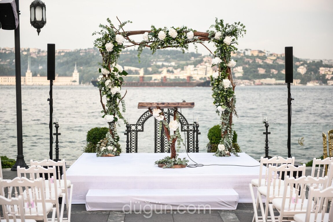 Papillon Event Desing & Flower