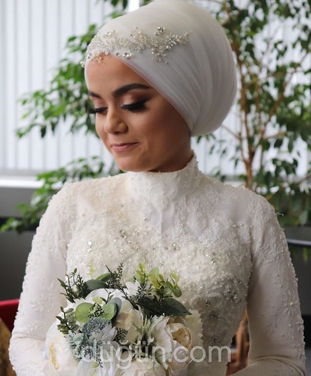 Derya Çelebi 55 Düz kesim Hakim yaka  Tesettür gelinlik - 2