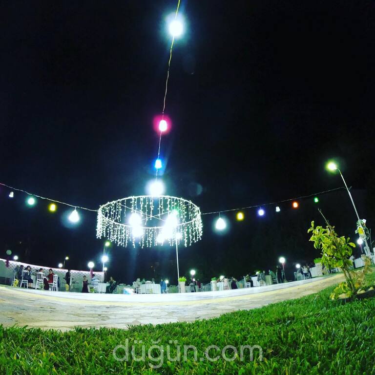 Uçarlar İpek Düğün Salonu