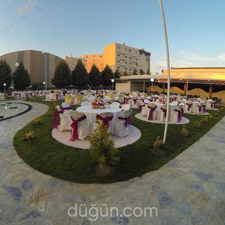 Uçarlar İpek Düğün Salonu