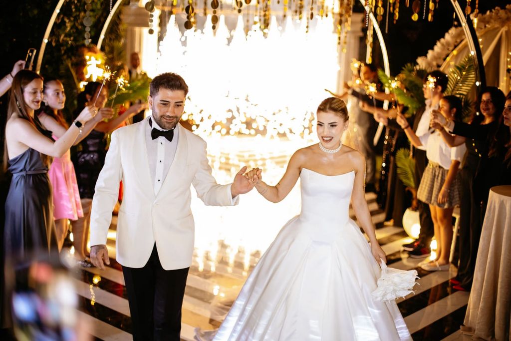 Alaçatı Garden Kır Düğün Salonu