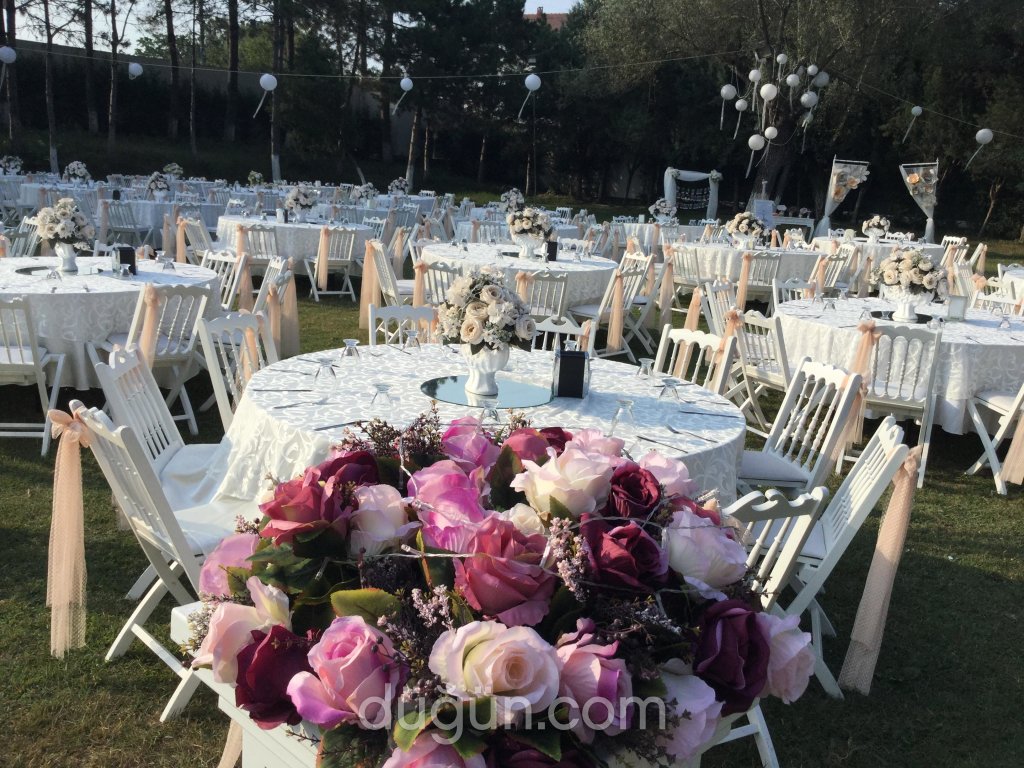 Nehirland Country Club