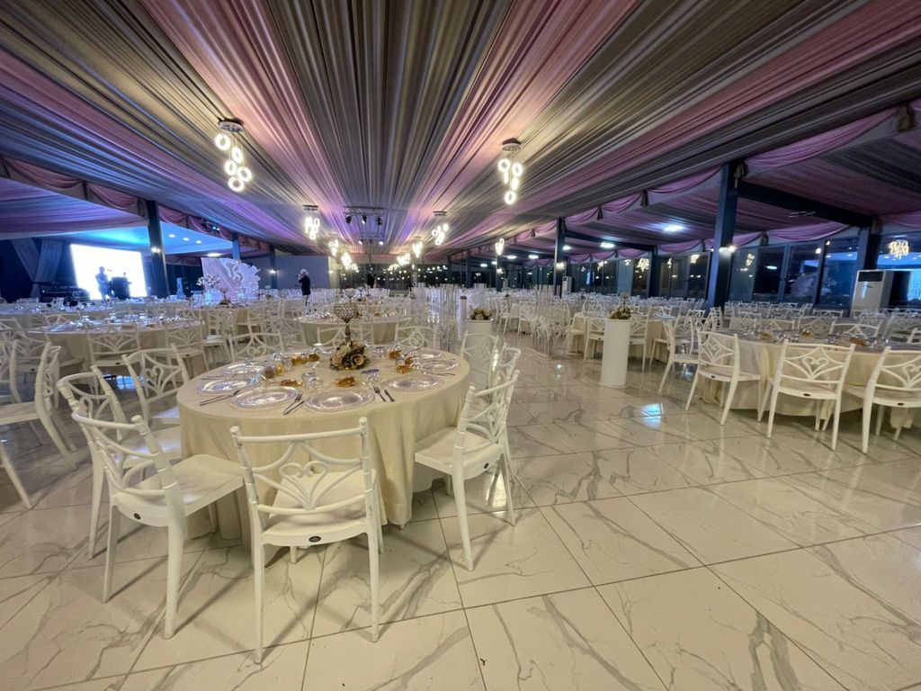 Nehirland Country Club